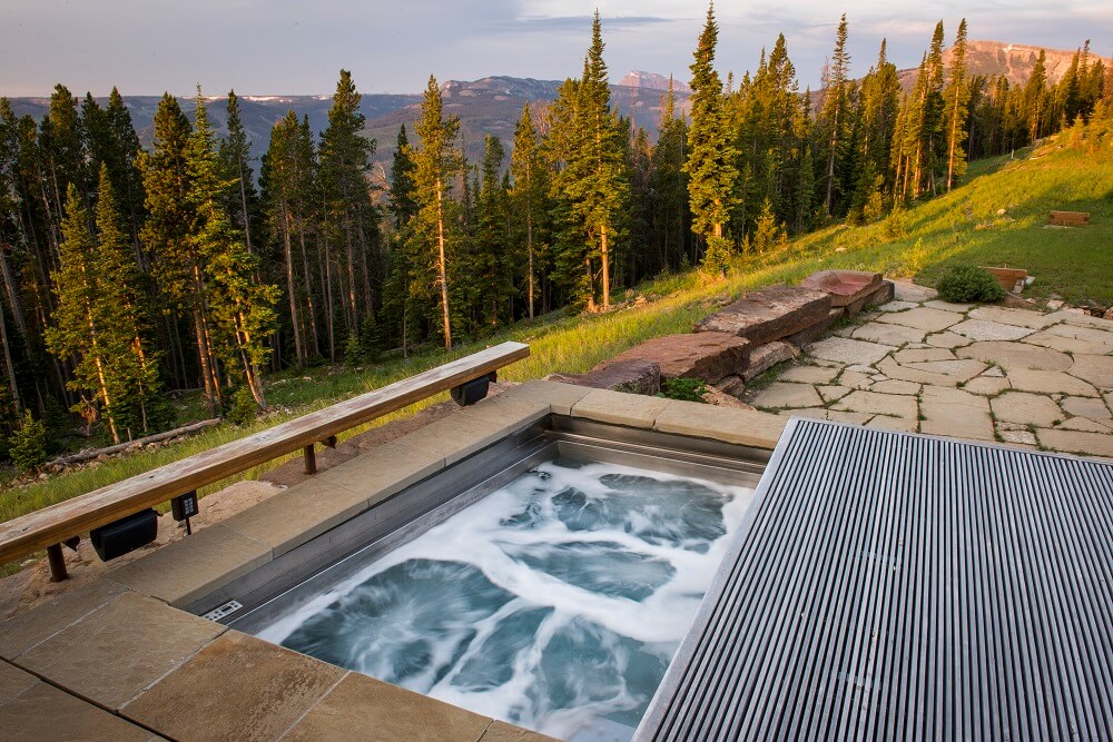Stainless Steel Spa with Bench Seating 96