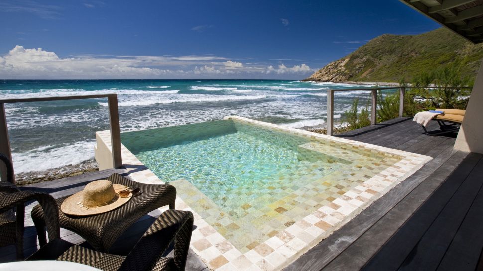 What Is a Plunge Pool? Not Just for Cold Therapy